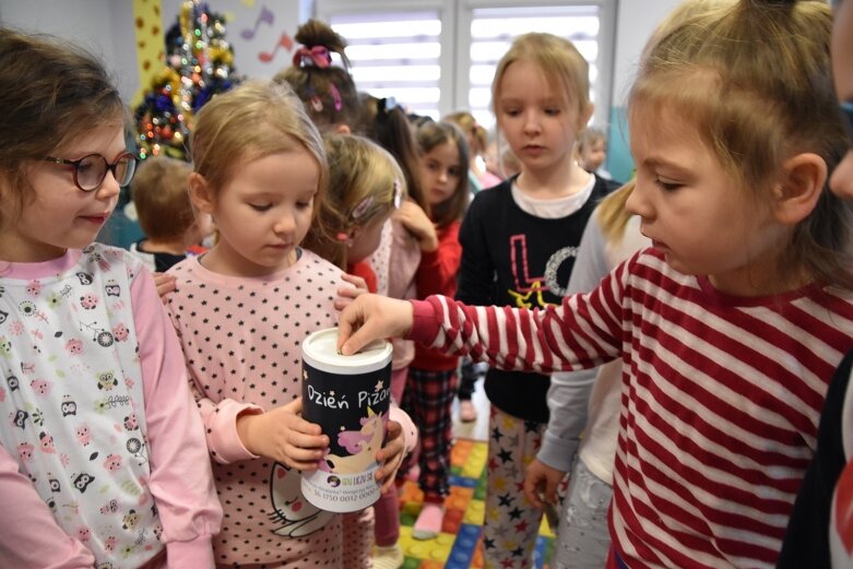  Założyli piżamki na znak solidarności z chorymi dziećmi 