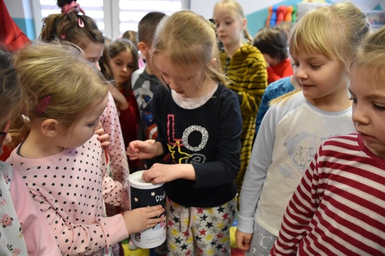  Założyli piżamki na znak solidarności z chorymi dziećmi 