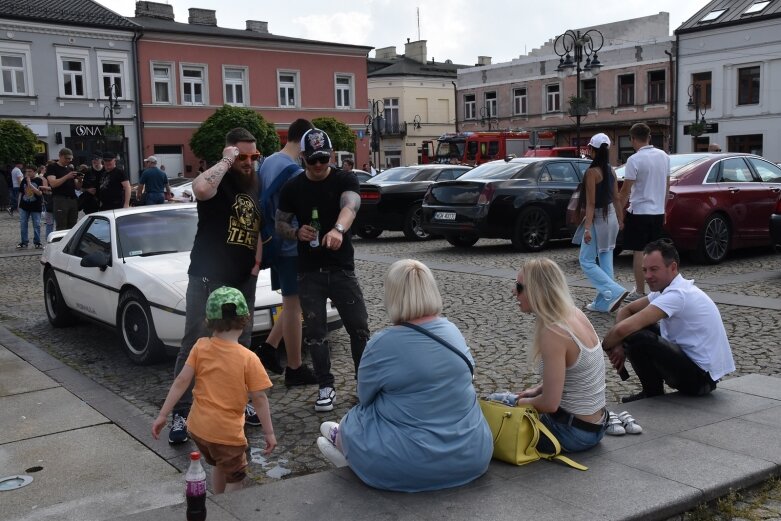  Zlot Amcarów na skierniewickim rynku 