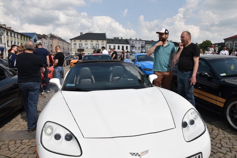  Zlot Amcarów na skierniewickim rynku 