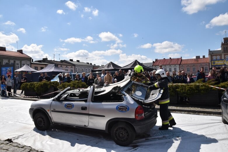  Zlot klasyków na skierniewickim rynku 