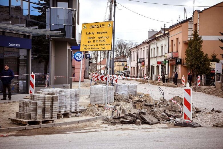  Zobacz jak zmienia się ulica Rawska 