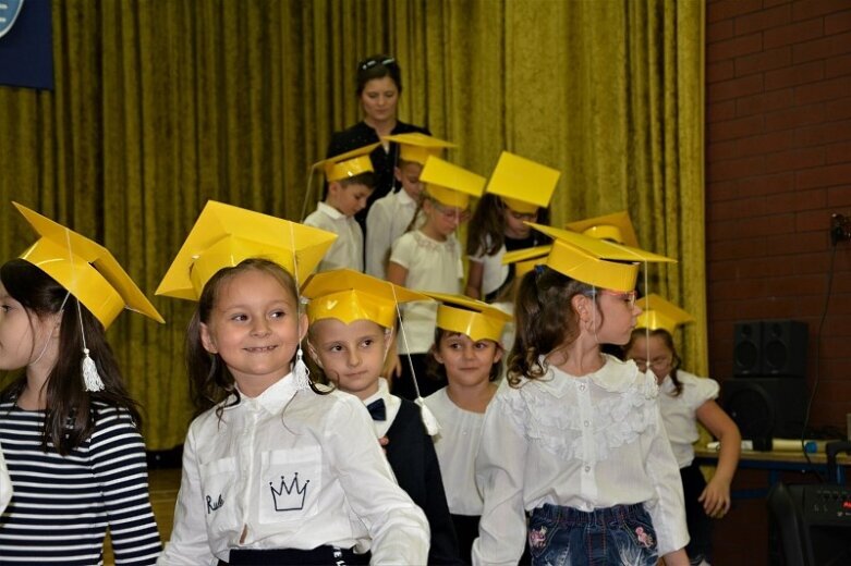  Żółtodzioby z „dwójki” są już pierwszakami. FOTORELACJA 