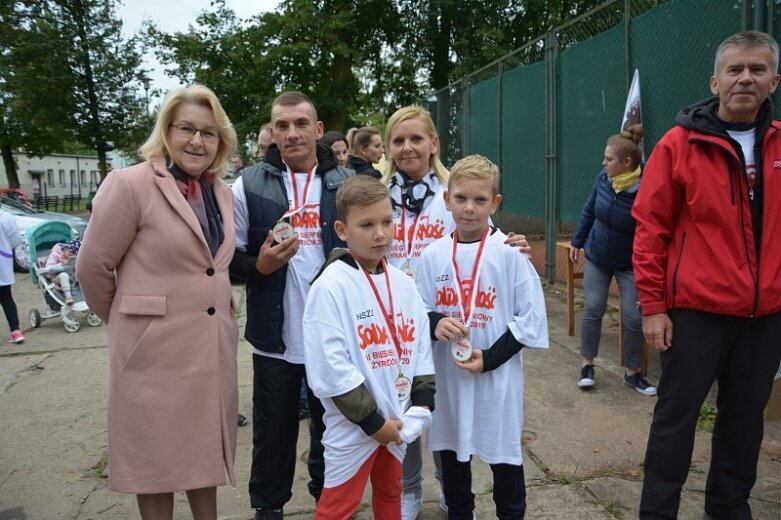  Zuzia ma tylko trzy latka. Fotorelacja z Biegu Solidarności  