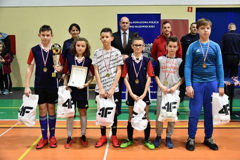  Na boisku rywalizowali o Puchar Komendanta  