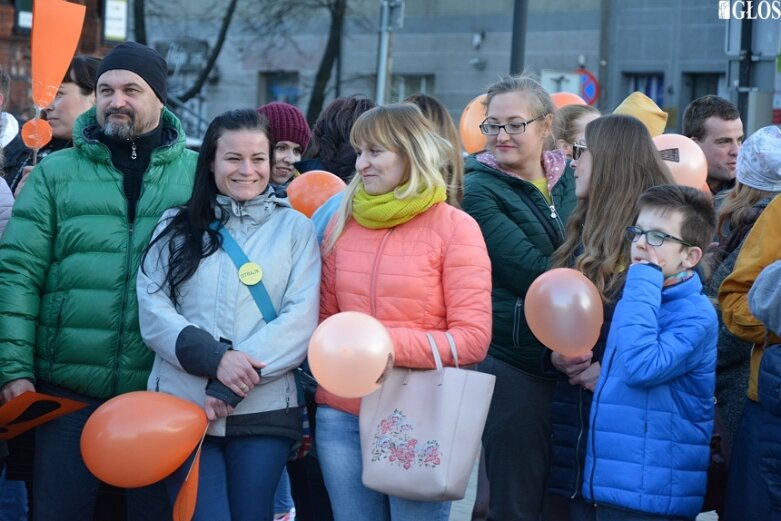  Żyrardowscy nauczyciele wyszli na ulice 