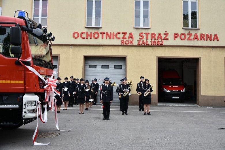  Nowe auto dla OSP Rawa Mazowiecka  