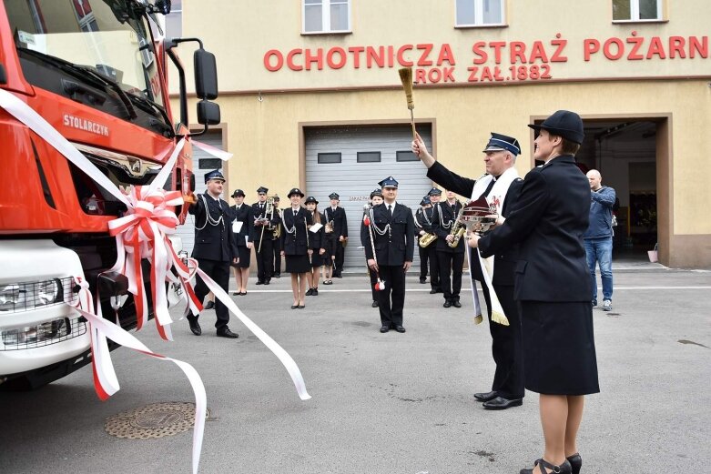  Nowe auto dla OSP Rawa Mazowiecka  