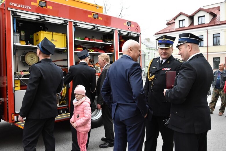  Nowe auto dla OSP Rawa Mazowiecka  