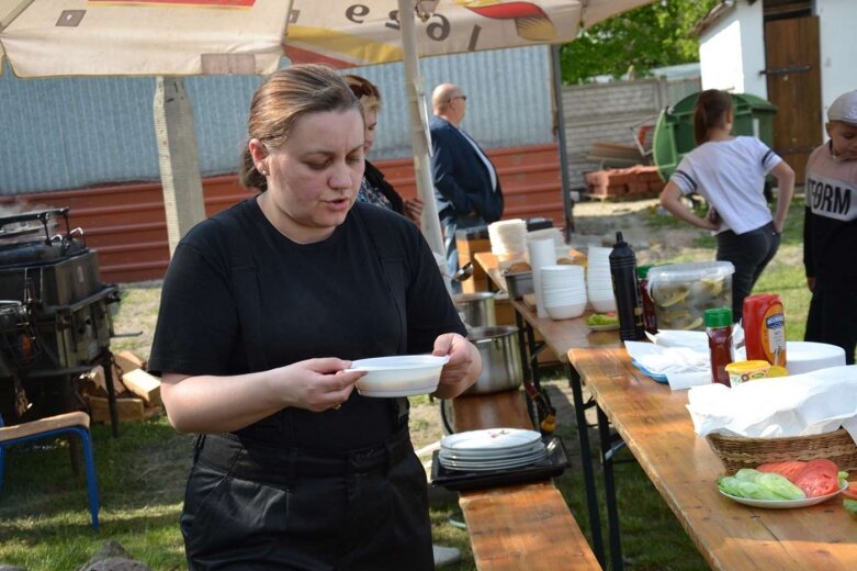  Uroczystości strażackie i przekazanie auta w OSP Korytów 