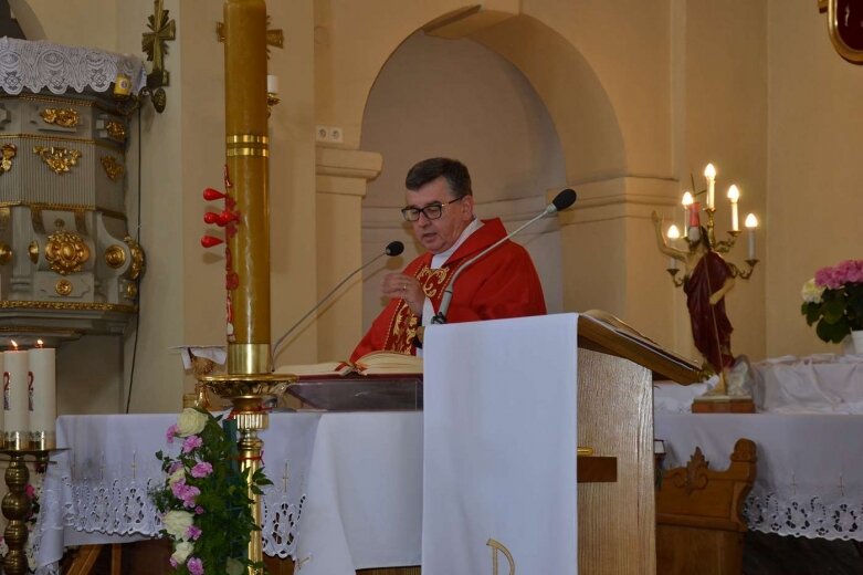  Uroczystości strażackie i przekazanie auta w OSP Korytów 