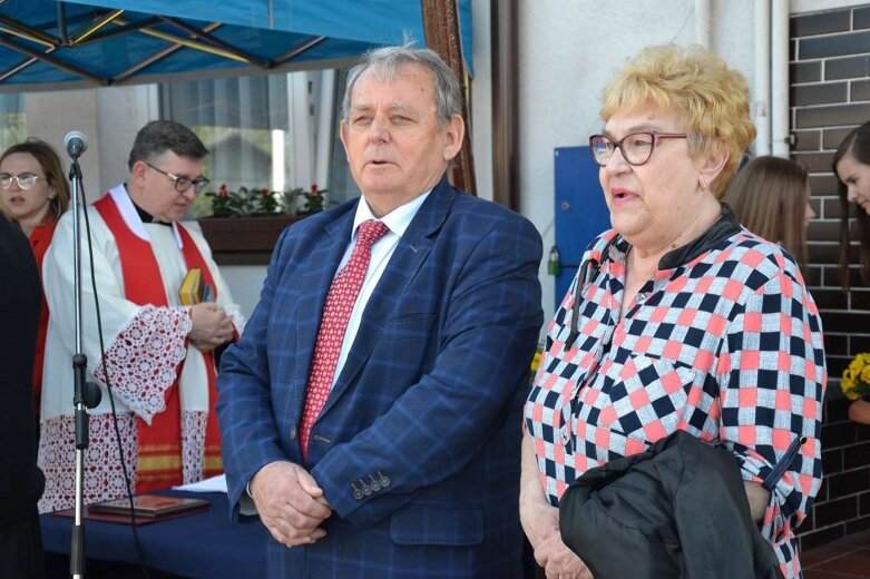  Uroczystości strażackie i przekazanie auta w OSP Korytów 