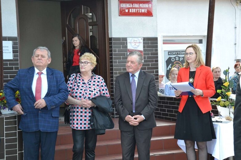  Uroczystości strażackie i przekazanie auta w OSP Korytów 