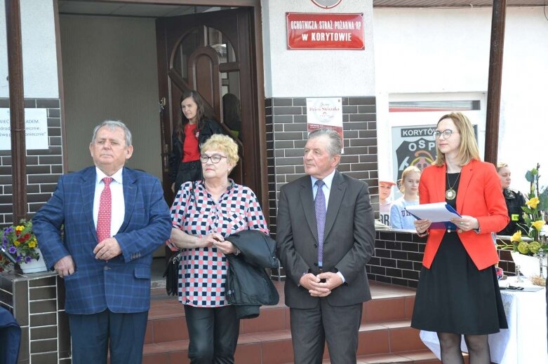  Uroczystości strażackie i przekazanie auta w OSP Korytów 