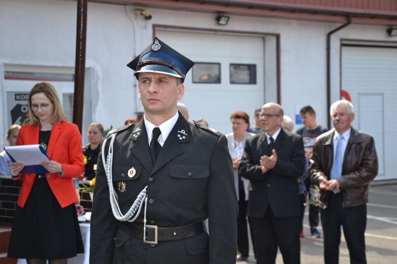  Uroczystości strażackie i przekazanie auta w OSP Korytów 