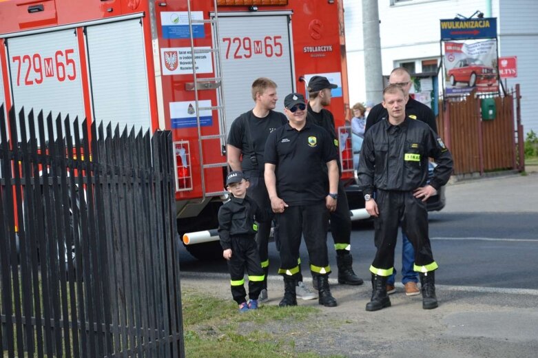 Uroczystości strażackie i przekazanie auta w OSP Korytów 