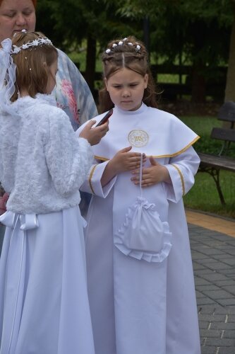  Komunia w parafii na osiedlu Zadębie 