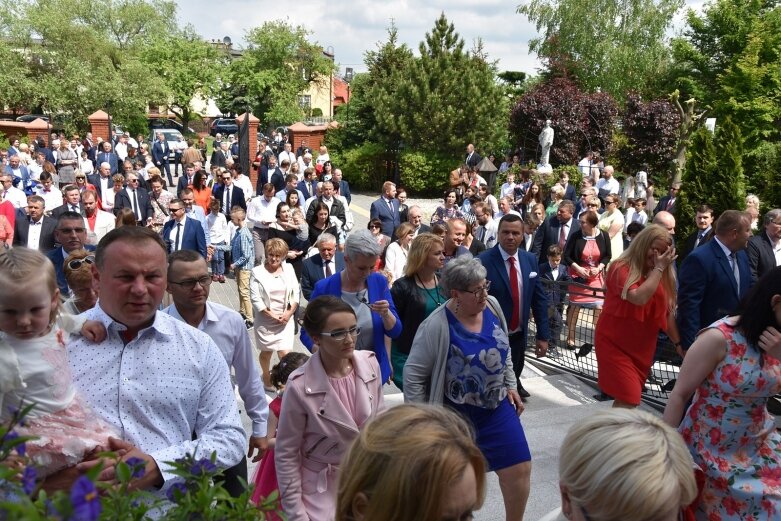  Komunia w parafii na osiedlu Zadębie 