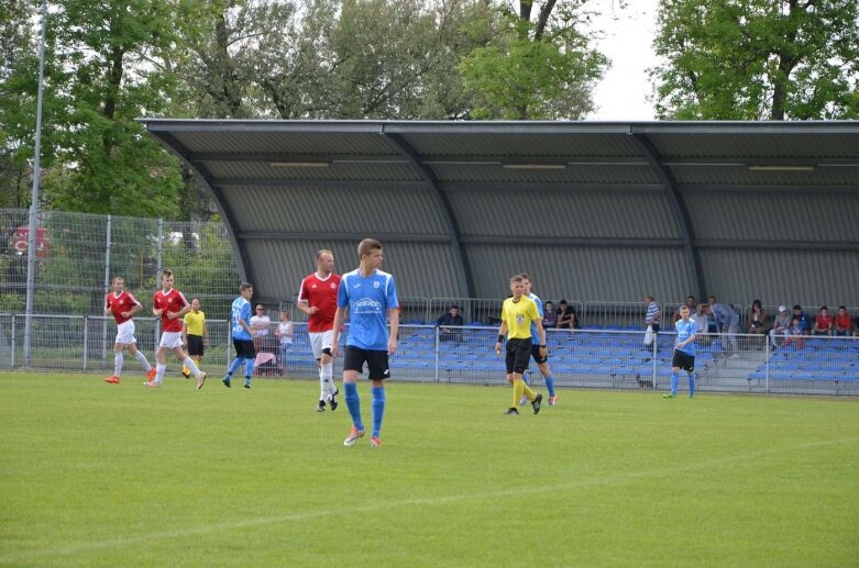  RKS Mazovia - Muskador Wola Pękoszewska  