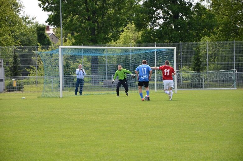  RKS Mazovia - Muskador Wola Pękoszewska  