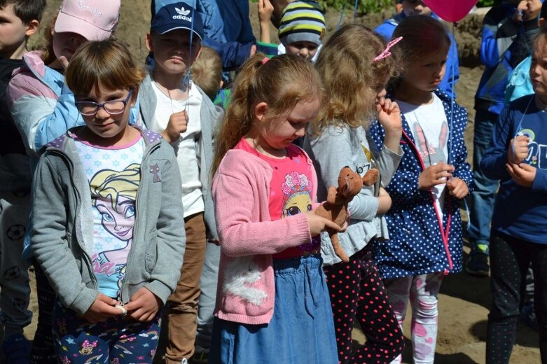  Spełnia się marzenie dzieci z gminy Radziejowice o nowym przedszkolu 