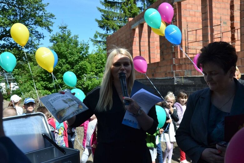  Spełnia się marzenie dzieci z gminy Radziejowice o nowym przedszkolu 