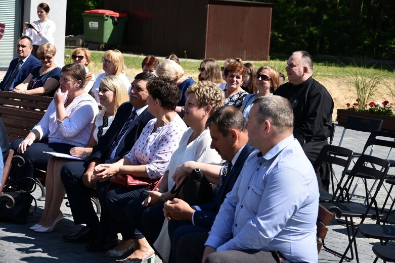  Otwarcie szkoły i przedszkola w Pukininie 