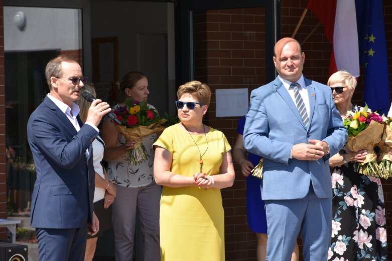  Otwarcie szkoły i przedszkola w Pukininie 