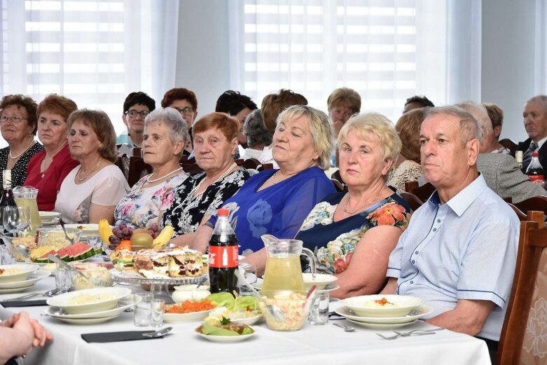  Sadkowice: Podwójny powód do świętowania 