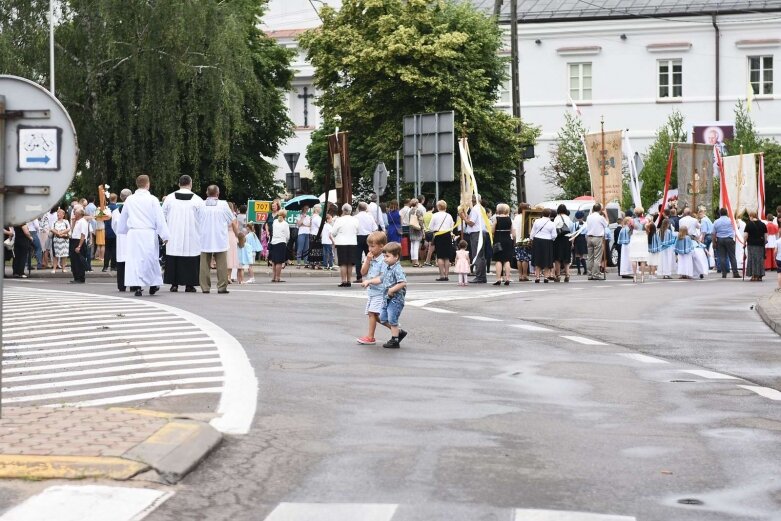  Boże Ciało 2019. Procesja do czterech ołtarzy w Rawie Mazowieckiej  