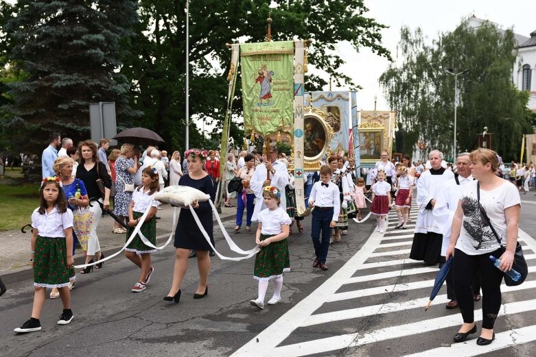  Boże Ciało 2019. Procesja do czterech ołtarzy w Rawie Mazowieckiej  