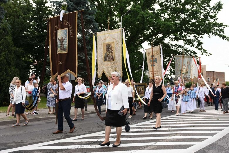  Boże Ciało 2019. Procesja do czterech ołtarzy w Rawie Mazowieckiej  