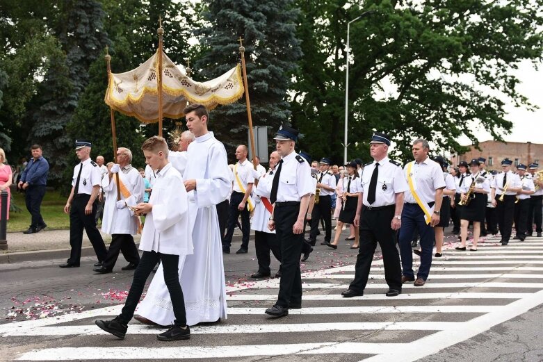  Boże Ciało 2019. Procesja do czterech ołtarzy w Rawie Mazowieckiej  