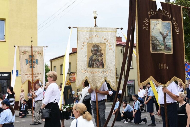  Boże Ciało 2019. Procesja do czterech ołtarzy w Rawie Mazowieckiej  