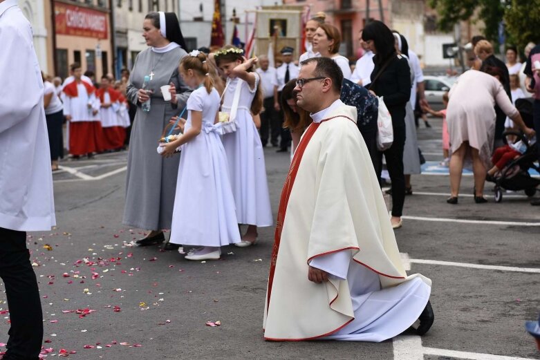  Boże Ciało 2019. Procesja do czterech ołtarzy w Rawie Mazowieckiej  