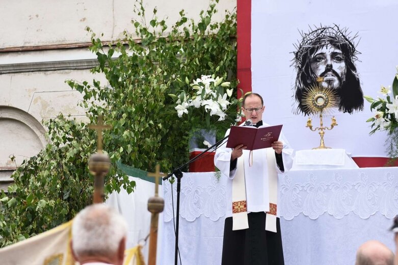  Boże Ciało 2019. Procesja do czterech ołtarzy w Rawie Mazowieckiej  