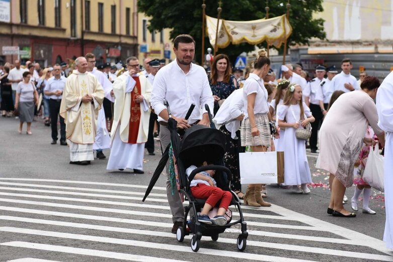  Boże Ciało 2019. Procesja do czterech ołtarzy w Rawie Mazowieckiej  