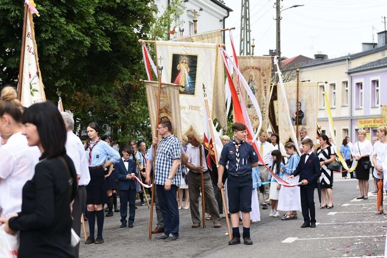  Boże Ciało 2019. Procesja do czterech ołtarzy w Rawie Mazowieckiej  