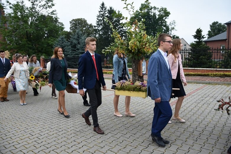  Dożynki Parafialne w Lubani (gmina Sadkowice) 