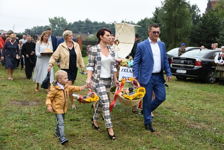  Dożynki Parafialne w Lubani (gmina Sadkowice) 