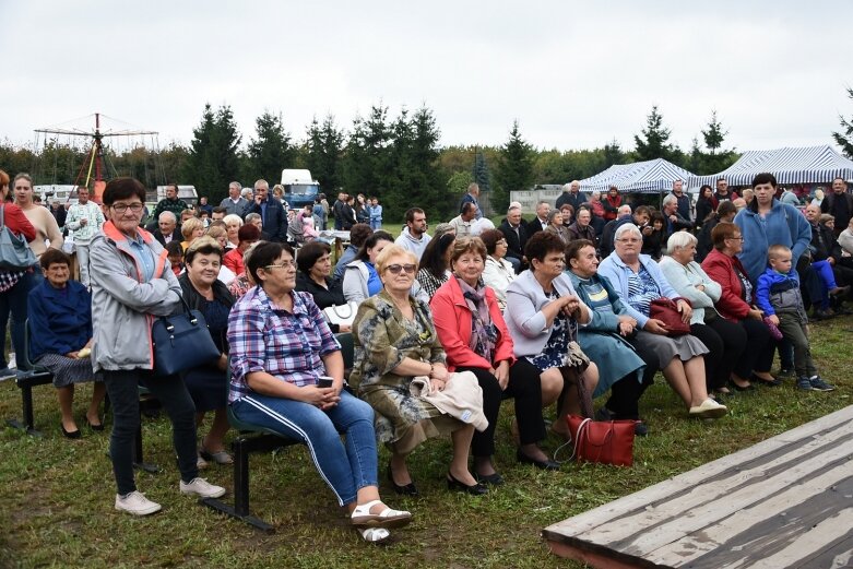  Dożynki Parafialne w Lubani (gmina Sadkowice) 
