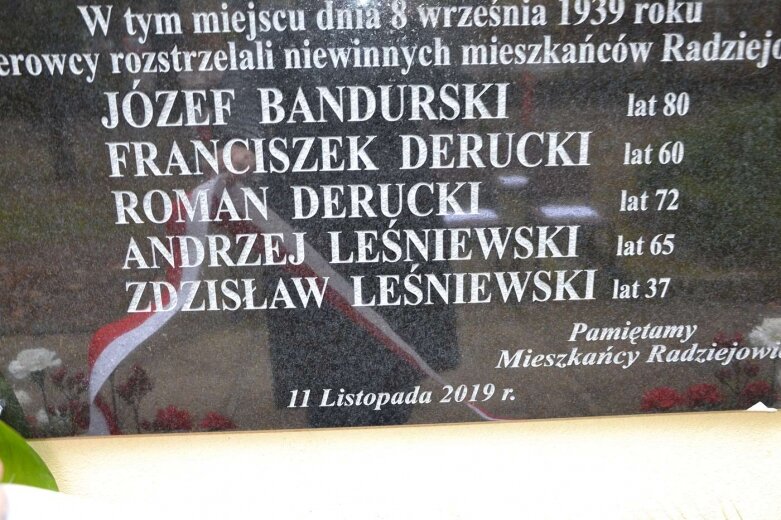  W Radziejowicach upamiętnili, tych którzy tragicznie zginęli podczas wojny 