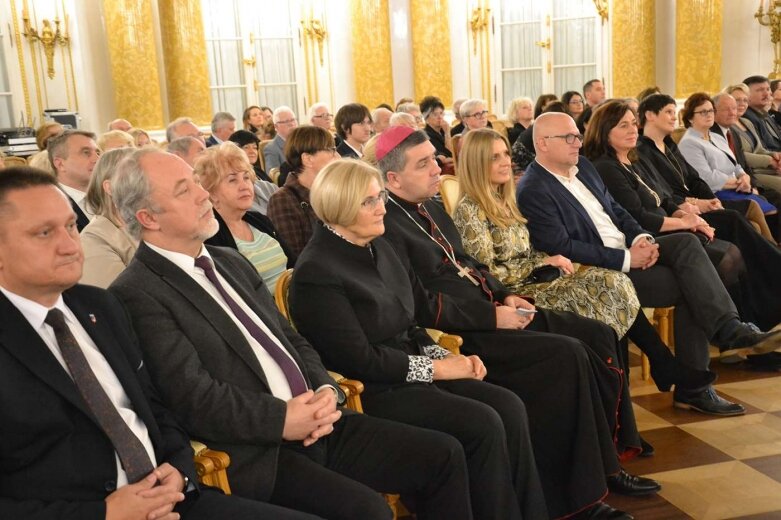   „Orlęta Lwowskie Droga do Niepodległości” koncert patriotyczny 