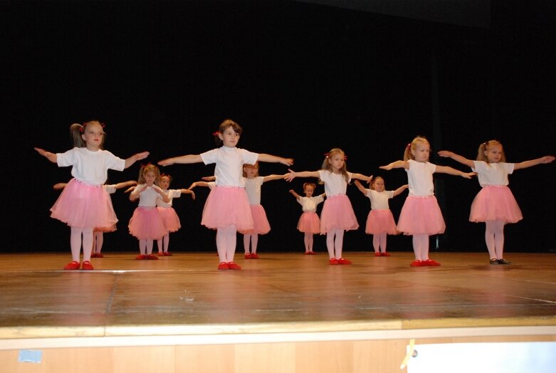  Wzruszający jubileusz Jazz Folk Dance 