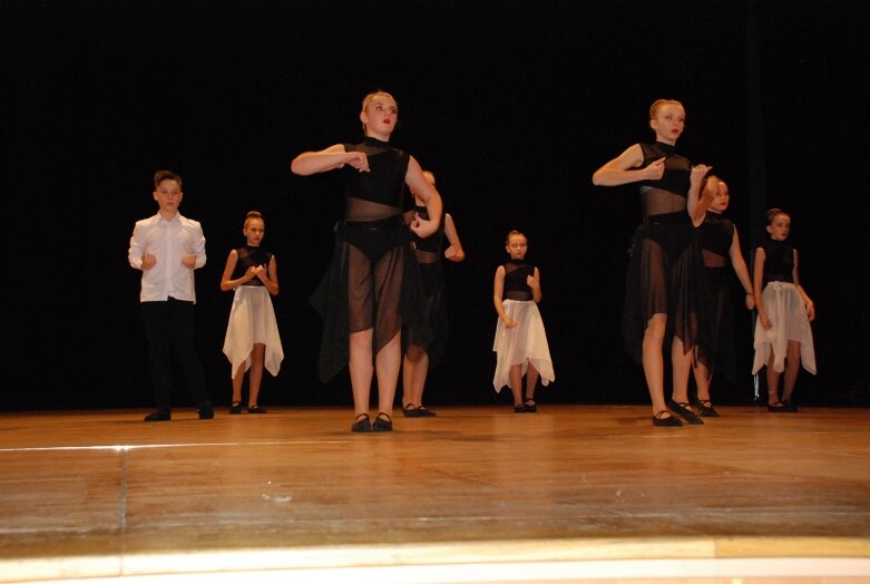  Wzruszający jubileusz Jazz Folk Dance 