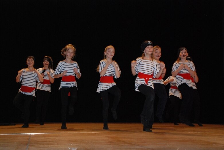  Wzruszający jubileusz Jazz Folk Dance 