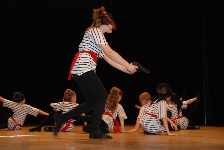  Wzruszający jubileusz Jazz Folk Dance 