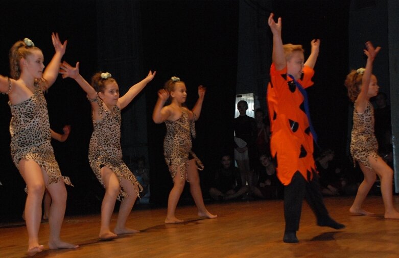  Wzruszający jubileusz Jazz Folk Dance 