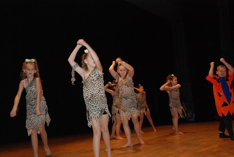  Wzruszający jubileusz Jazz Folk Dance 