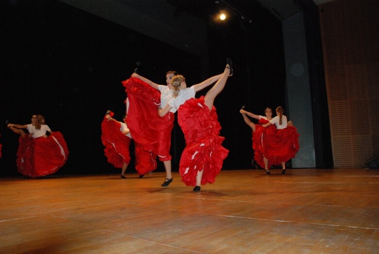  Wzruszający jubileusz Jazz Folk Dance 